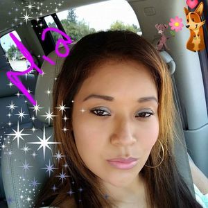 Meet your Posher, Mia